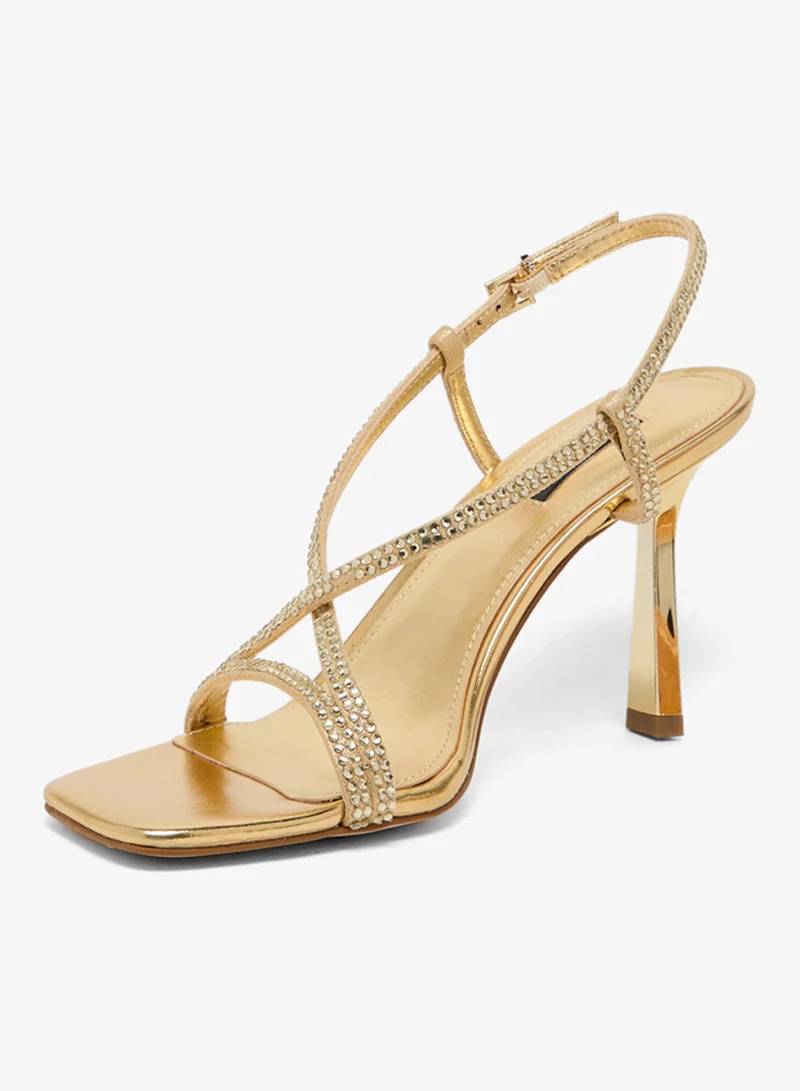 ناين ويست صنادل بكعب عالٍ وحزام للكاحل